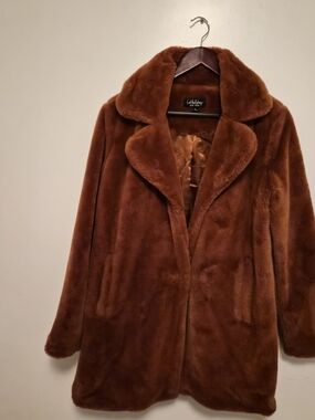 Cozy Faux Fur Jacket in Chestnut Brown - Cuffed Shop